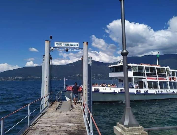 Appartamento Gianna Porto Valtravaglia Luaran gambar