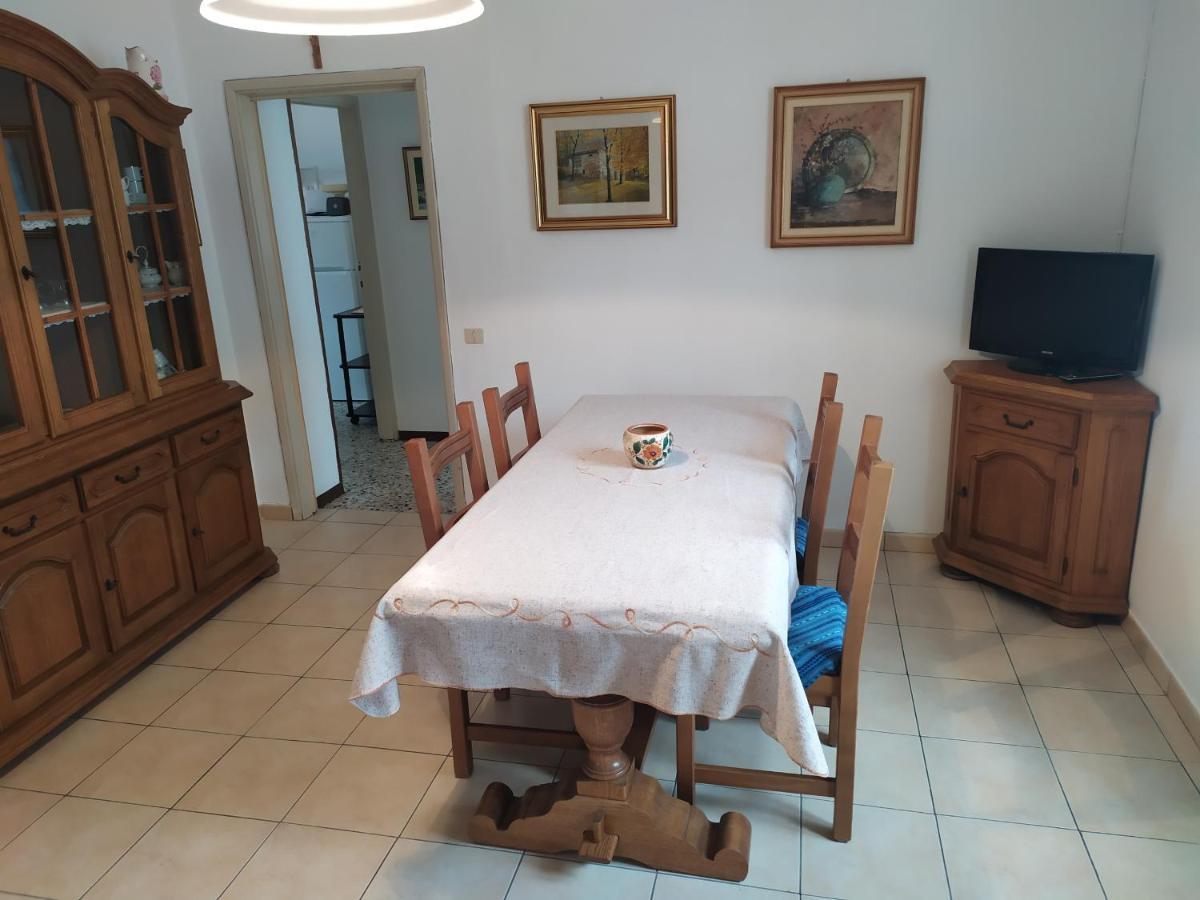 Appartamento Gianna Porto Valtravaglia Luaran gambar