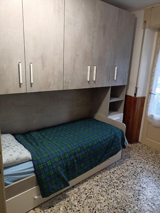 Appartamento Gianna Porto Valtravaglia Luaran gambar